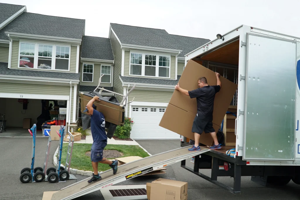 Top 7 Reasons for Moving | Moving Tips | RT Relocation